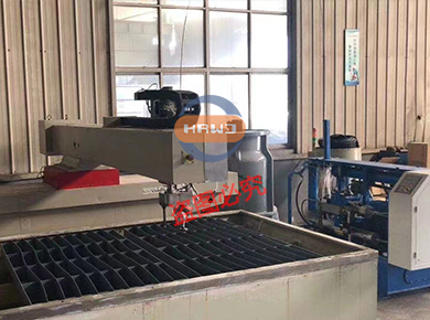 江蘇江陰市-劉總 訂購二手水刀物流裝車發(fā)貨 江蘇江陰市-劉總 訂購二手水刀物流裝車發(fā)貨